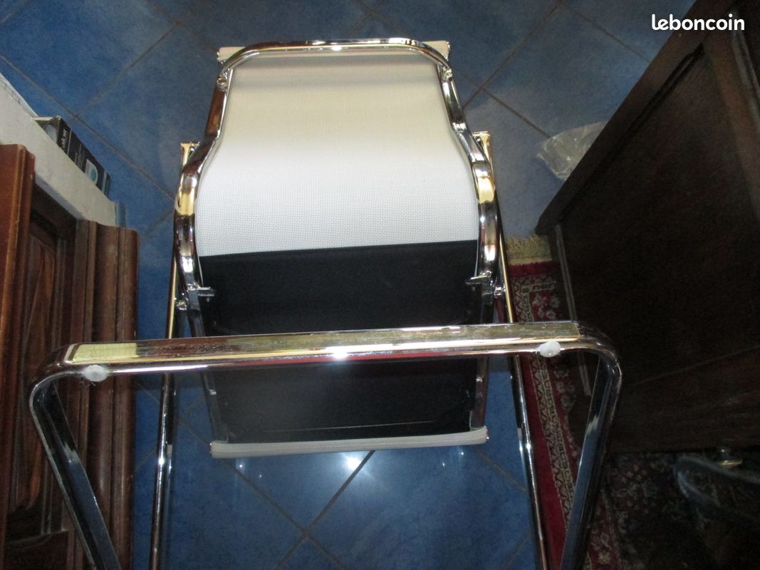 Fauteuil moderne armature acier chromé (image 5)
