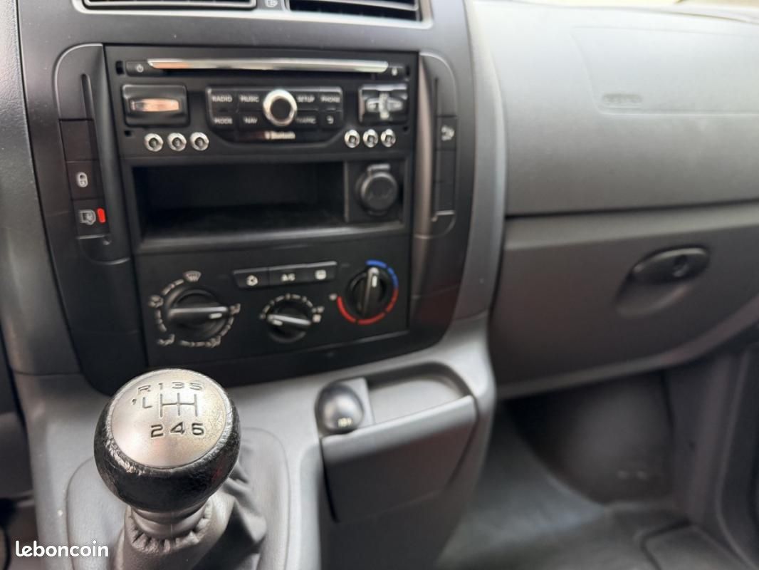 Citroën Jumpy II 2.0 hdi 125 L2H1 " PREMIERE MAIN (image 14)