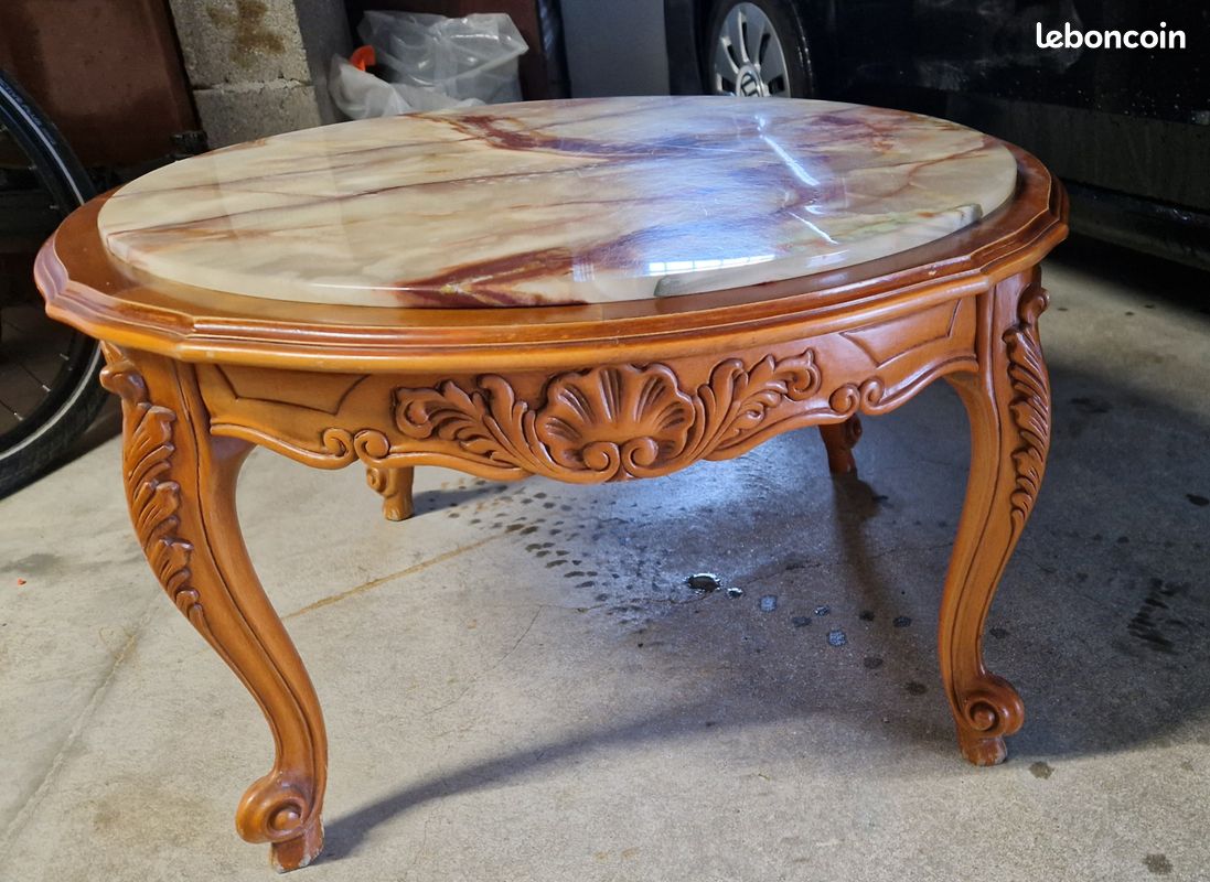Vend Table de salon dessus marbre ou autre (image 1)