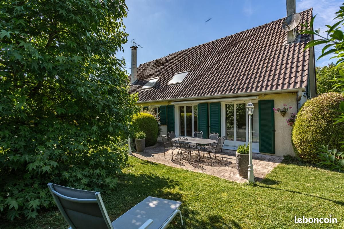 Maison 7 pièces 180 m² · à La Queue-en-Brie · 180 m² · 470 000 €