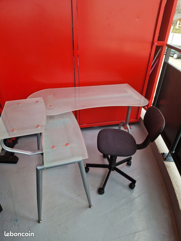Bureau et chaise (image 3)