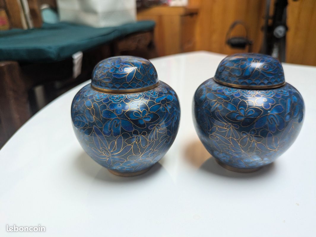 Paire de petits pots cloisonnés chinois anciens bleus (image 10)