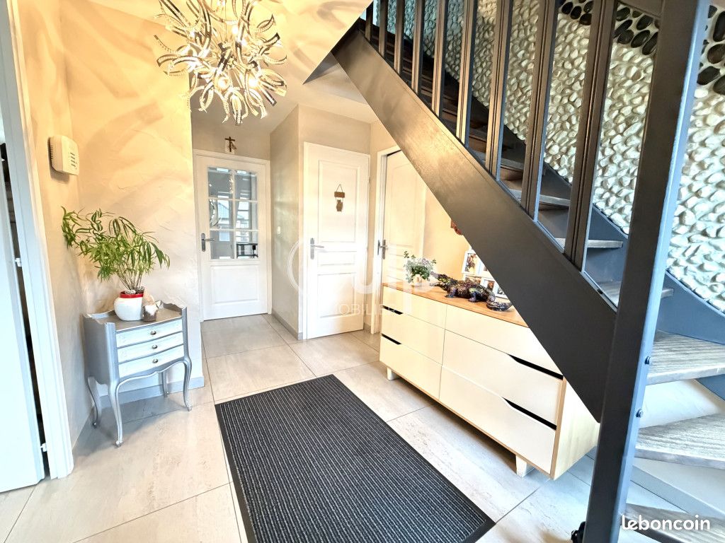 Maison 6 pièces 140 m² · à Morbecque · 140 m² · 333 000 €