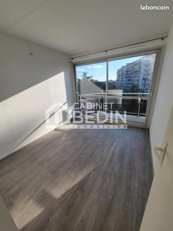 Appartement 3 pièces 60 m² · à Bordeaux · 60 m² · 912 €/mois
