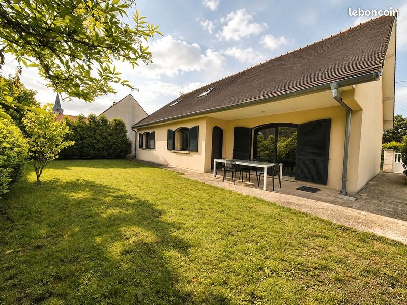 Maison 5 pièces 155 m² · à Rambouillet · 155 m² · 380 000 €