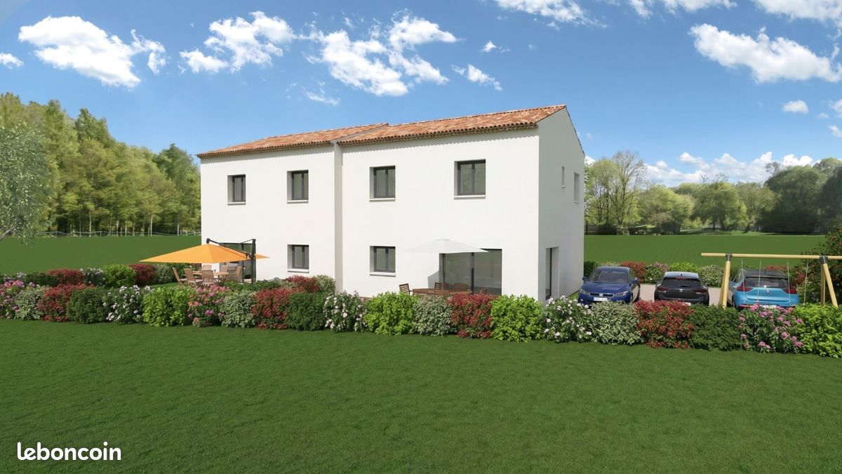 Terrain à bâtir de 300 m² à LA ROQUETTE-SUR-SIAGNE (06) · 220 000 €