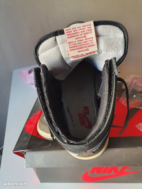 Chaussures Traviscot Nike en 41 (image 9)