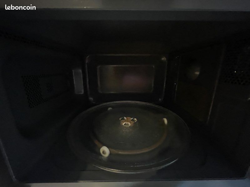 Micro-ondes Samsung (image 1)