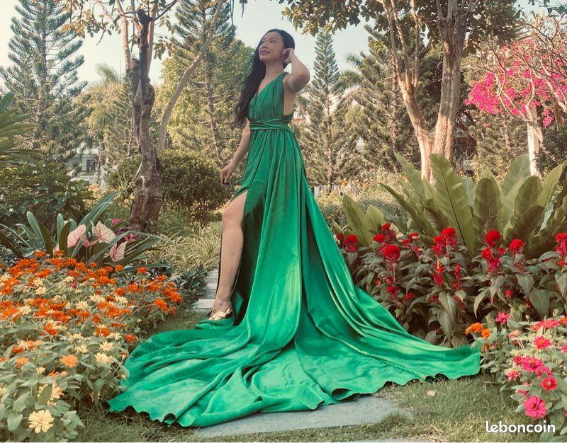 Gown La Robe Volante Long Robe De Gala En Pagne Robe Ovale Modele