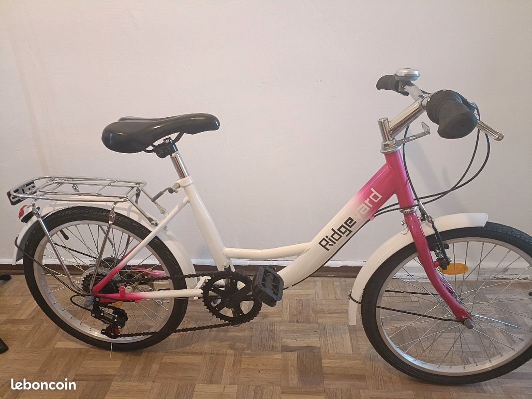 Vélo fille 24pouces comme neuf (image 1)