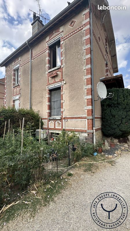 Maison 4 pièces 73 m² · à Saint-Just-Sauvage · 73 m² · 695 €/mois