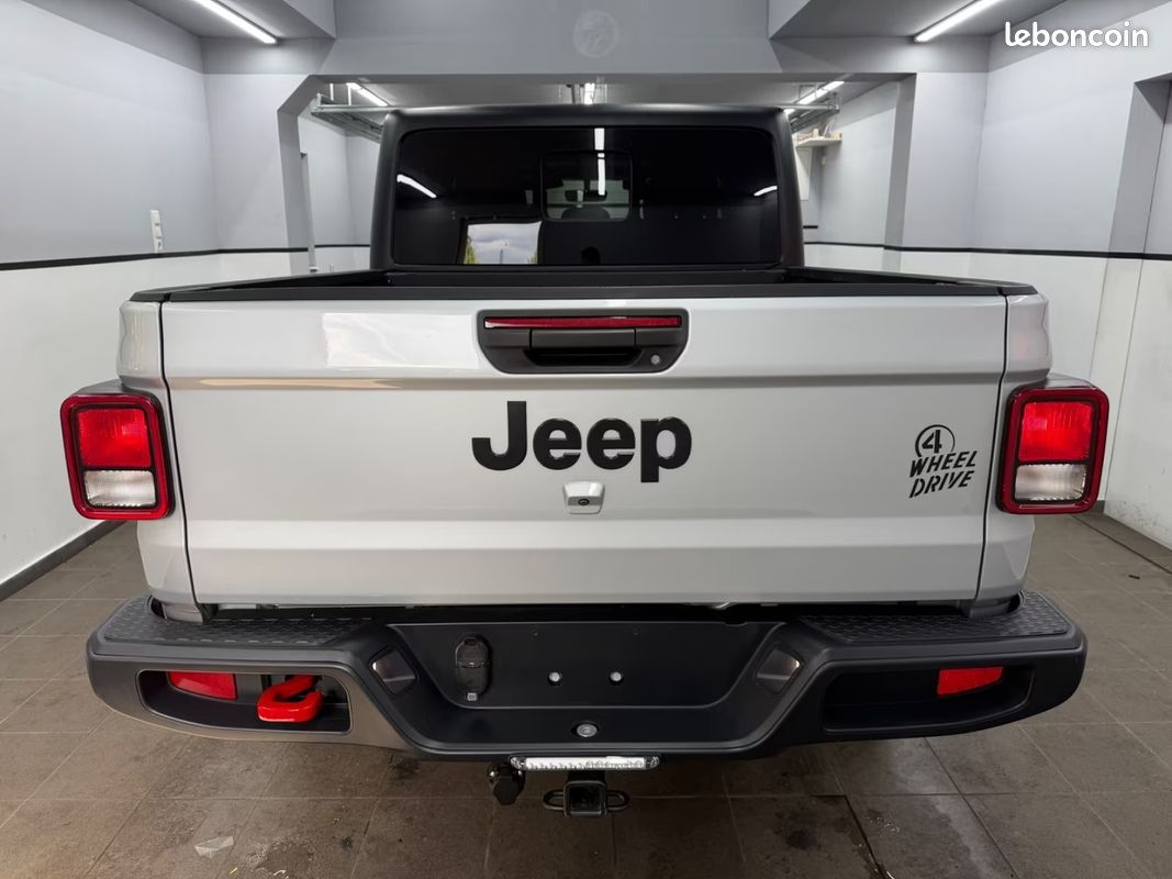 Jeep GLADIATOR Willys Sport 3.6 V6 284 ch BVA8 4x4 – Alpine – Navigation – Freedom Top (image 6)