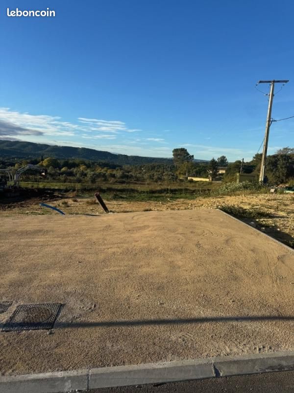 Terrain 300 m² Rognes · 189 900 €