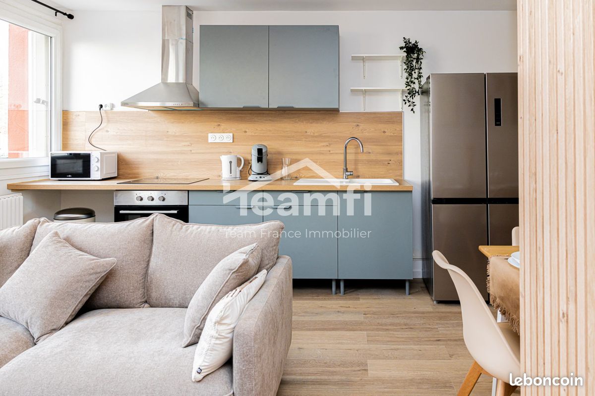 Appartement 5 pièces 76 m² · à Fleury-les-Aubrais · 76 m² · 440 €