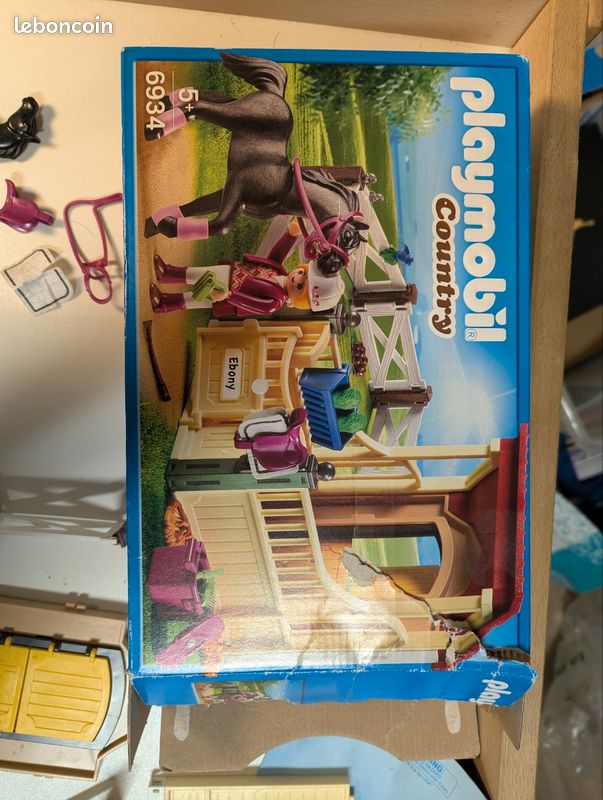 Playmobil Country 6934 Box avec cavalière et pur sang arabe (image 5)