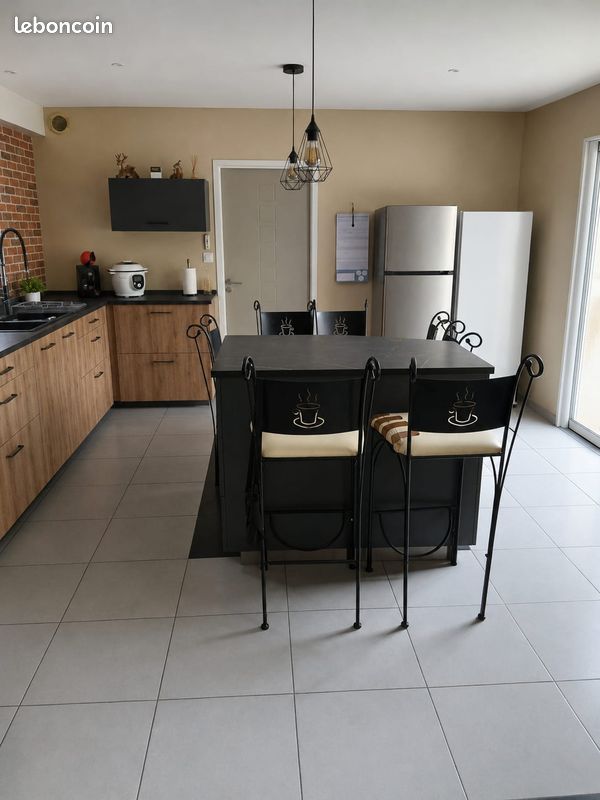 Maison 7 pièces 210 m² · à Cholet · 210 m² · 350 000 €