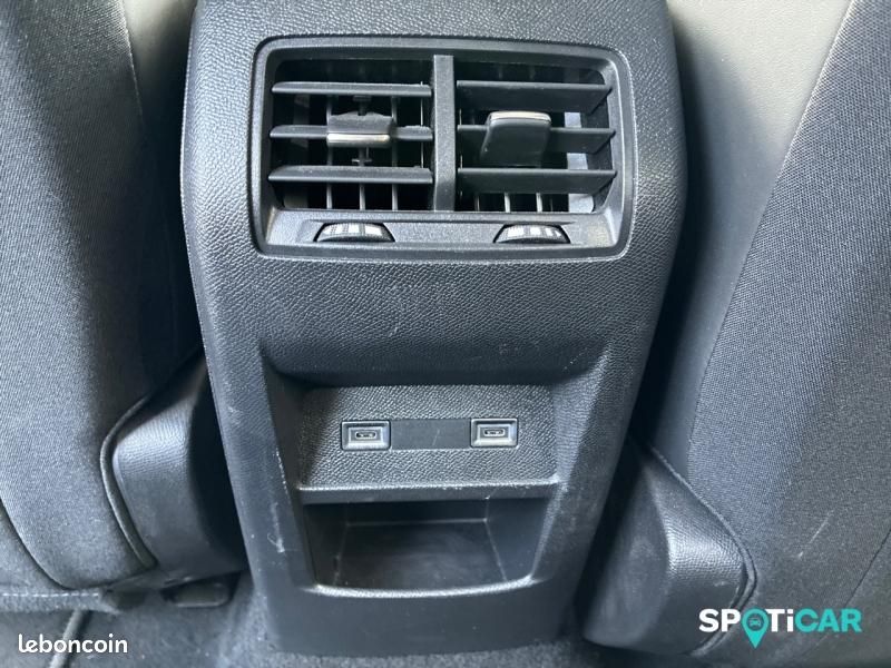 Peugeot 308 1.5 BlueHDI 130ch S&S Allure EAT8 (image 22)