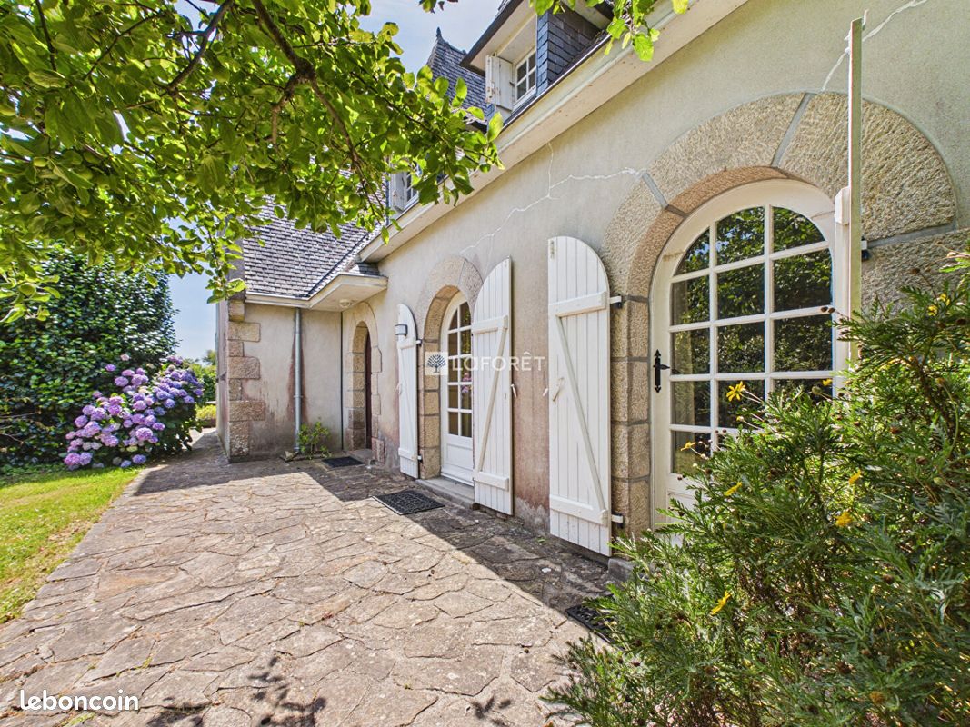 Maison 8 pièces 197 m² · à Combrit · 197 m² · 832 000 €