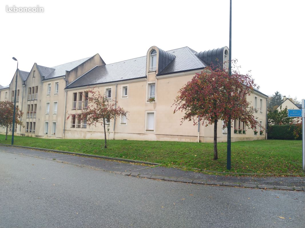 Appartement 4 pièces 135 m² · à Sées · 135 m² · 928 €/mois