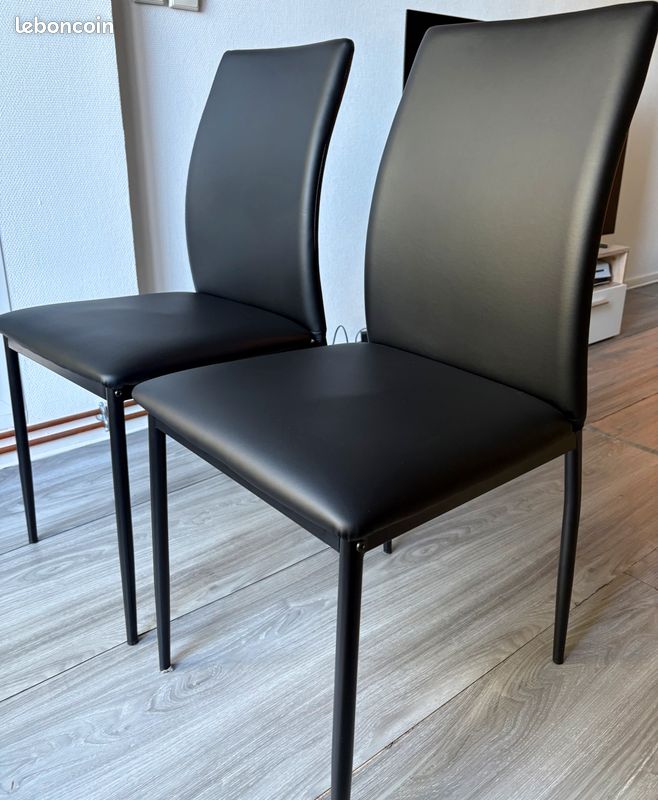 Lot de 2 chaises noires en simili cuir (image 2)