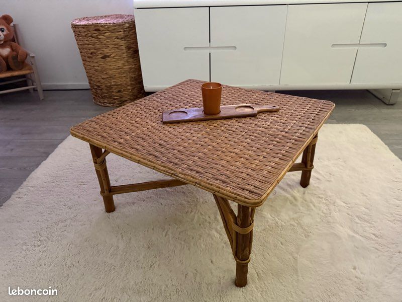 Table basse en rotin (image 2)