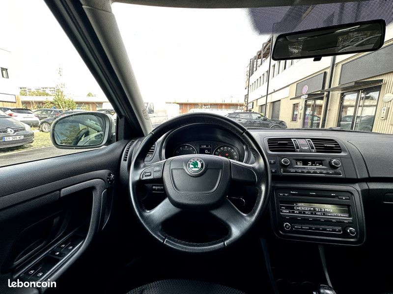 Skoda FABIA 1.2 TSI 105CH ELEGANCE2 DSG7 / 1ÈRE MAIN / REGULATEUR DE VITESSE / RADAR DE RECU (image 21)