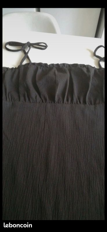 Robe noir t 36 très habillé à bretelle (image 3)