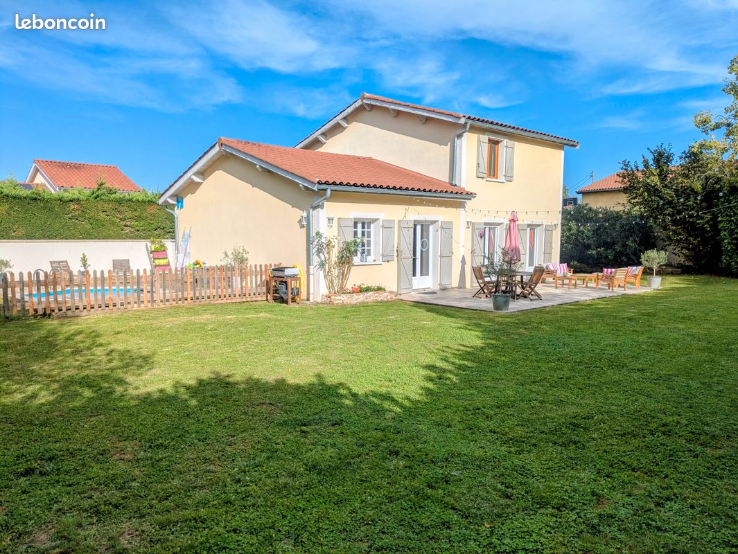 Maison 6 pièces 128 m² · à Châtillon · 128 m² · 520 000 €