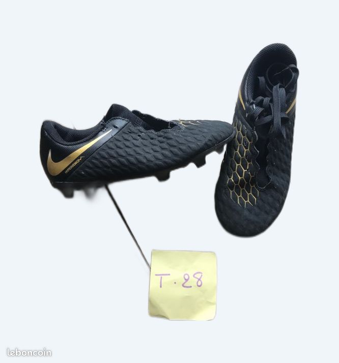 Chaussures foot taille 28 (image 1)