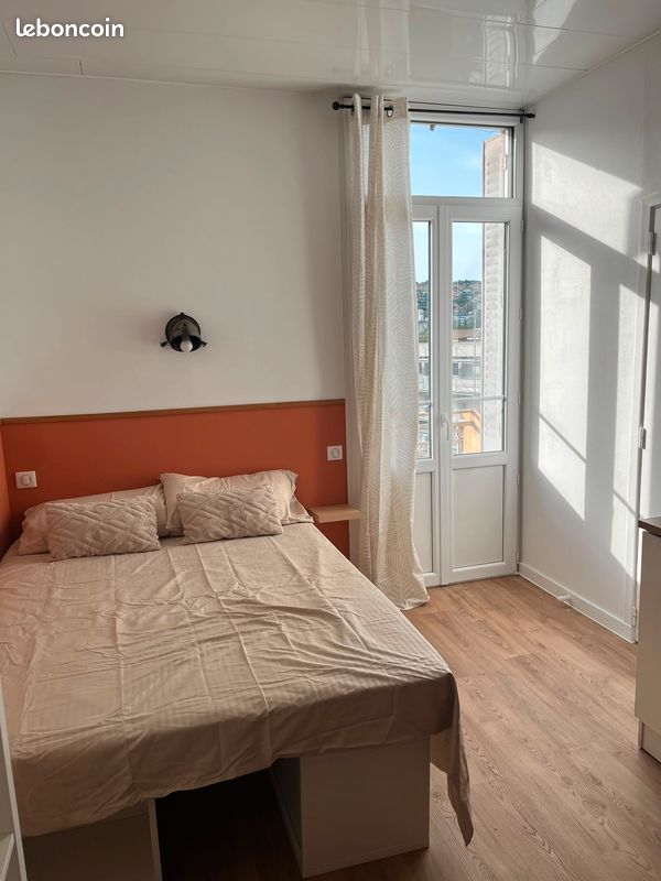 Appartement 1 pièce 18 m² · à Chamalières · 18 m² · 430 €