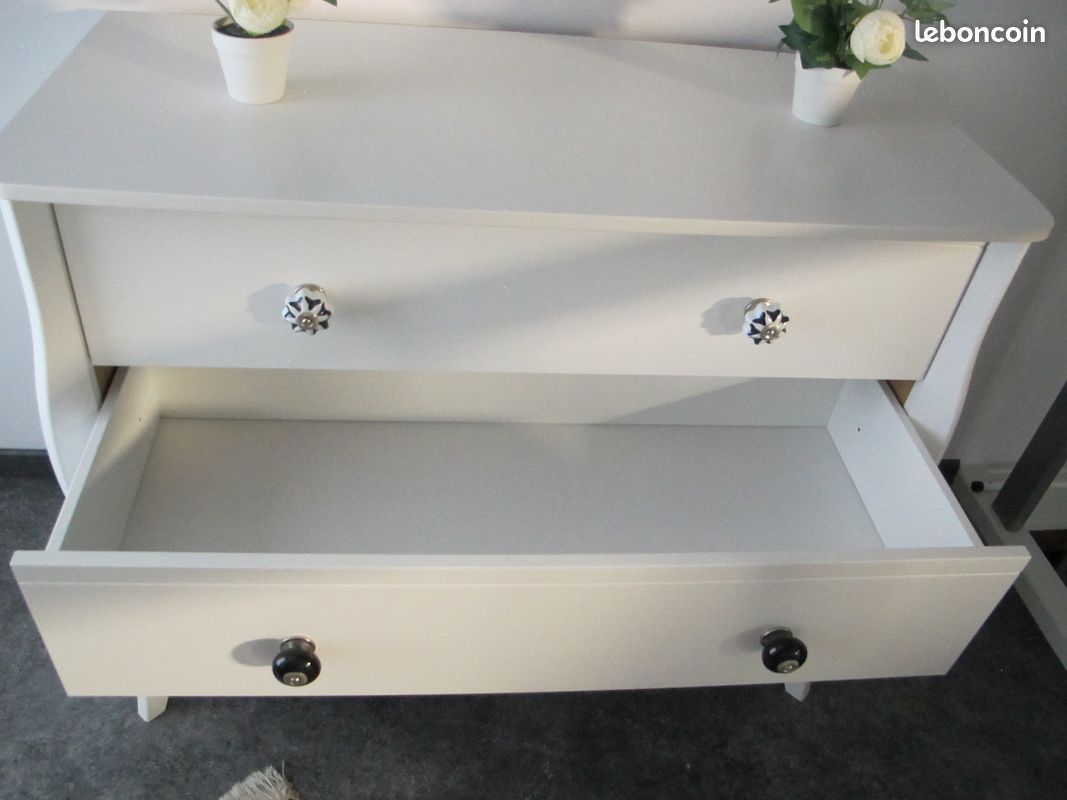 Commode blanche (image 4)