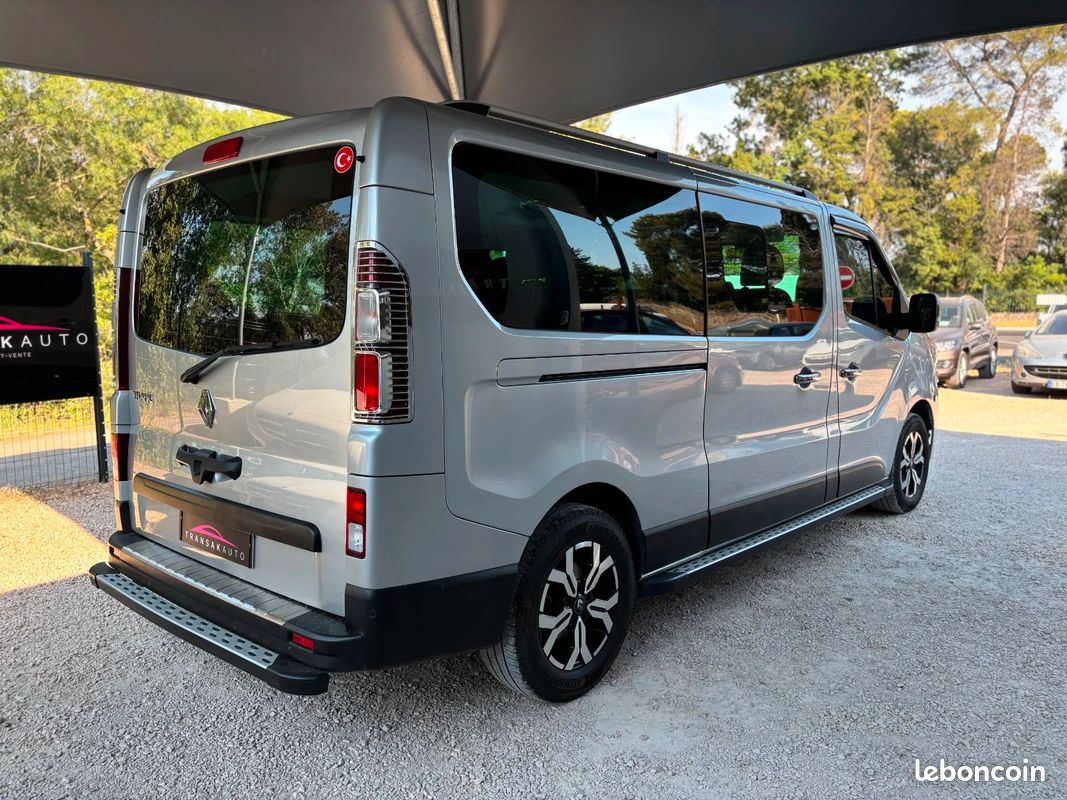 RENAULT TRAFIC Combi Phase 3 L2 2.0 DCi 150 Intens / 9 Places / 2 Portes Latterales Coulissantes (image 5)