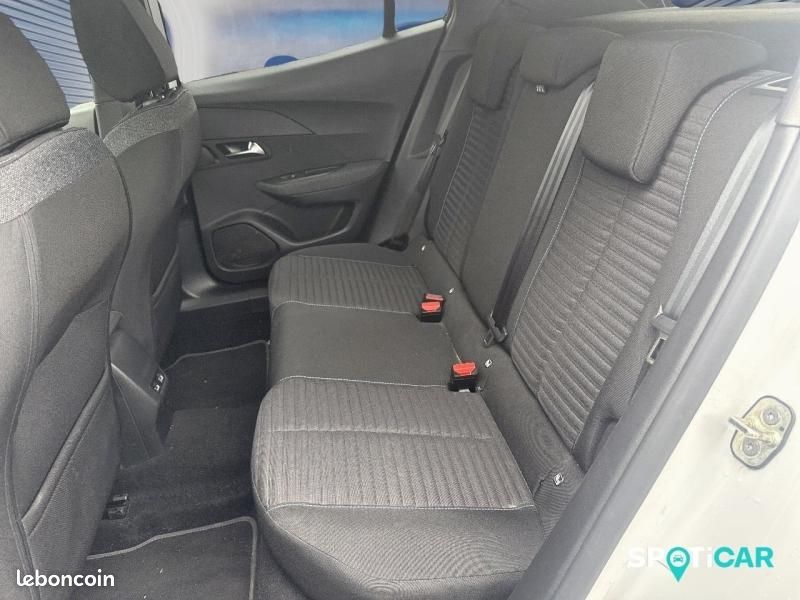 Peugeot 2008 1.2 PureTech 130ch S&S Style EAT8 (image 11)