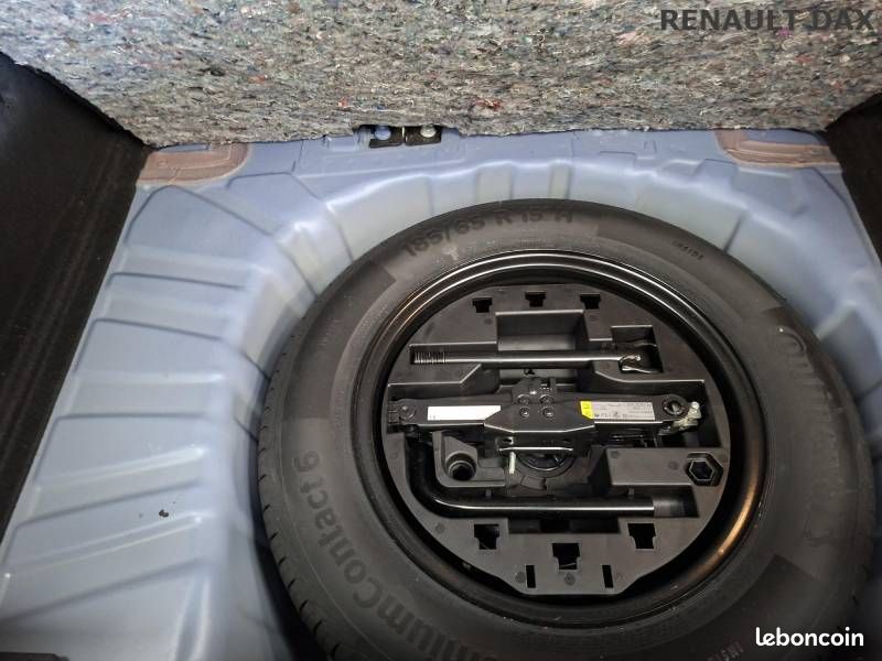 Renault Clio TCe 90 Techno (image 14)