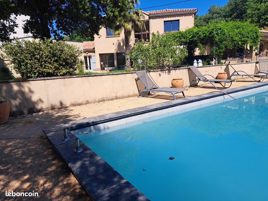 Villa familiale avec jardin et piscine | Rochefort-du-Gard | 155 m² (image 16)
