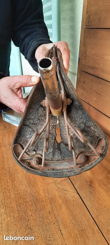 VELO ANCIEN 1900 Grande Selle Lamplugh 124 Paris EUR 150,00 - FR