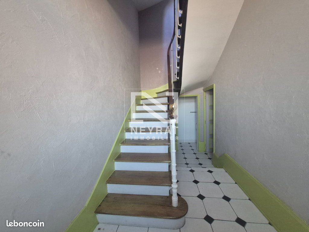 Appartement 5 pièces 150 m² · à Autun · 150 m² · 840 €/mois