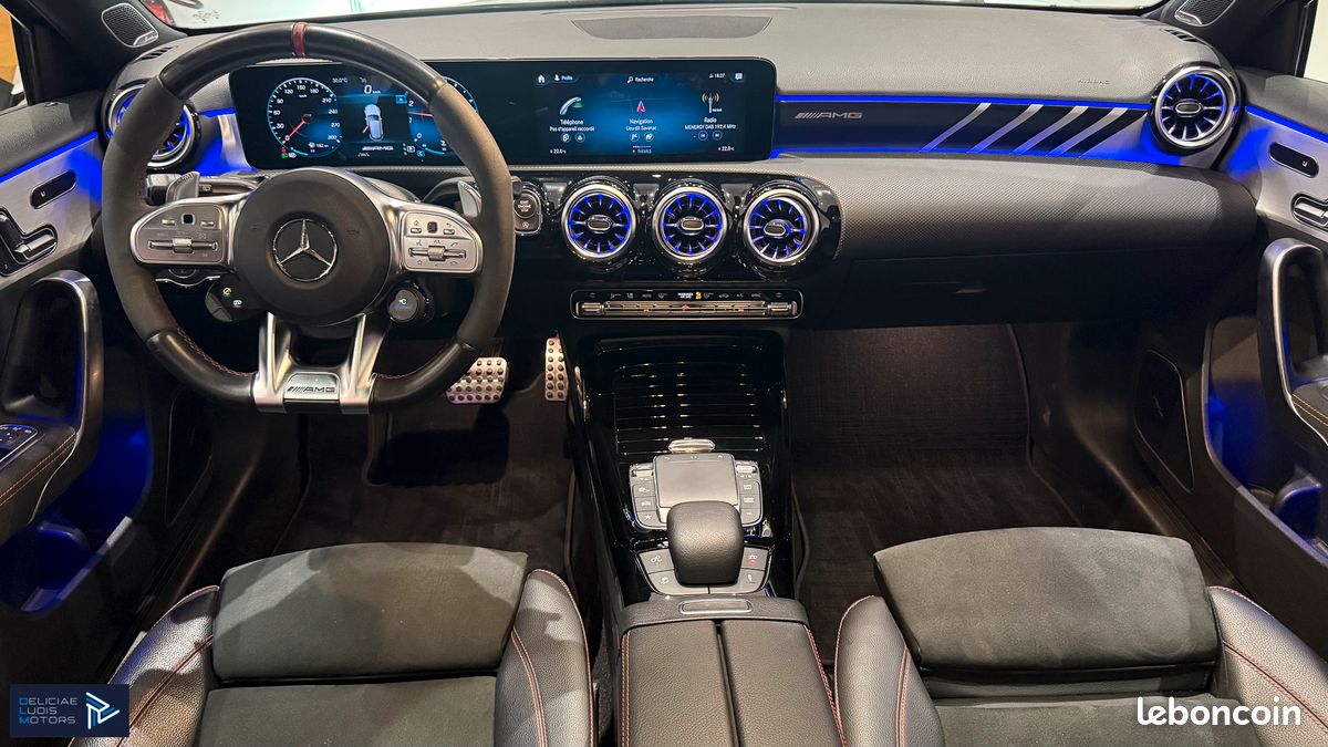 MERCEDES-BENZ Classe A A45S AMG 4MATIC+ 8G-DCT Speedshift 421 CHVX / PACK SPORT BLACK / TOIT OUVRANT / BURMESTER/ SIEGE ELECT MEMOIRE-CHAUFFANTS/ MULTIBEAM LED /FRANCAISE (image 4)