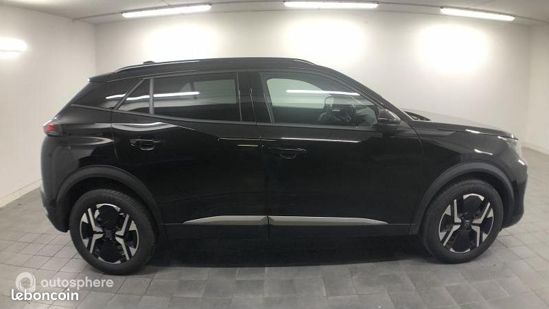 Peugeot 2008 1.2 PureTech 100ch S&S Allure (image 8)