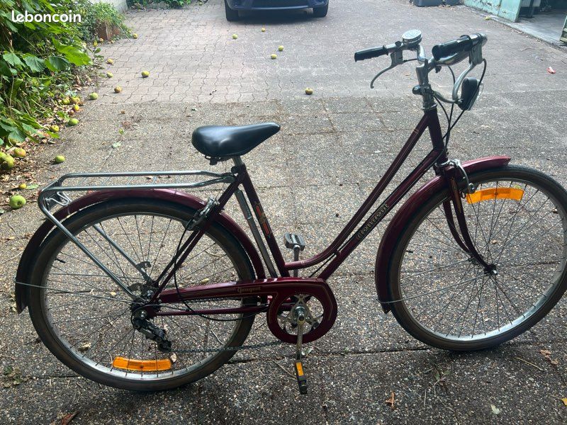 Vélo de ville vintage Peugeot Valentigney (image 2)