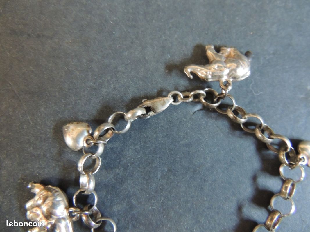 Bracelet élastique à Breloques éléphants Doré - Neuf Avec étiquettes - Pour Fille/femme