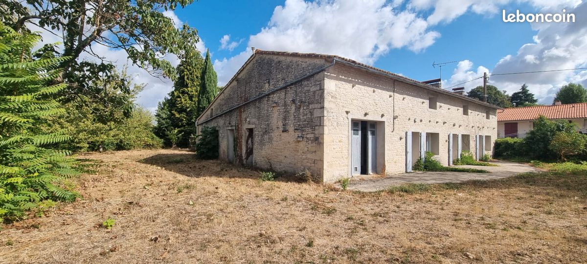 Maison 5 pièces 154 m² · à Cherveux · 154 m² · 188 900 €