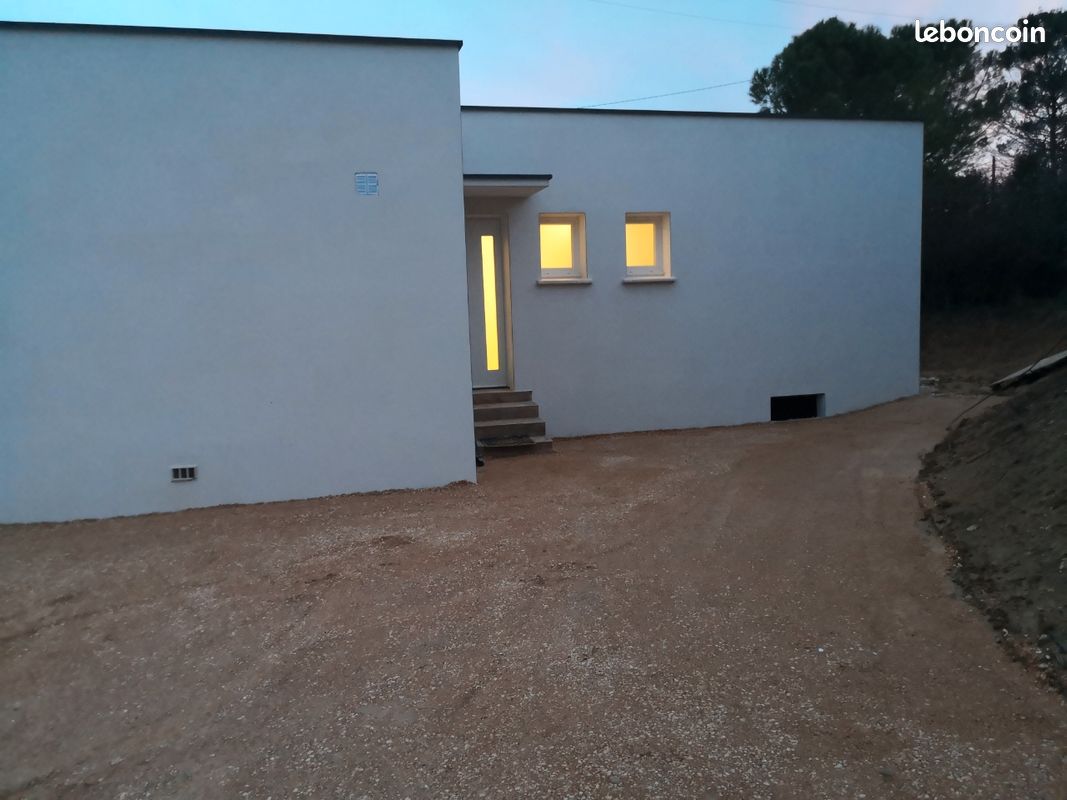Maison 3 pièces 82 m² · à Saint-Privat-des-Vieux · 82 m² · 1 125 €