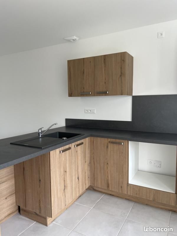 Maison 3 pièces 68 m² · à Bourges · 68 m² · 1 096 €
