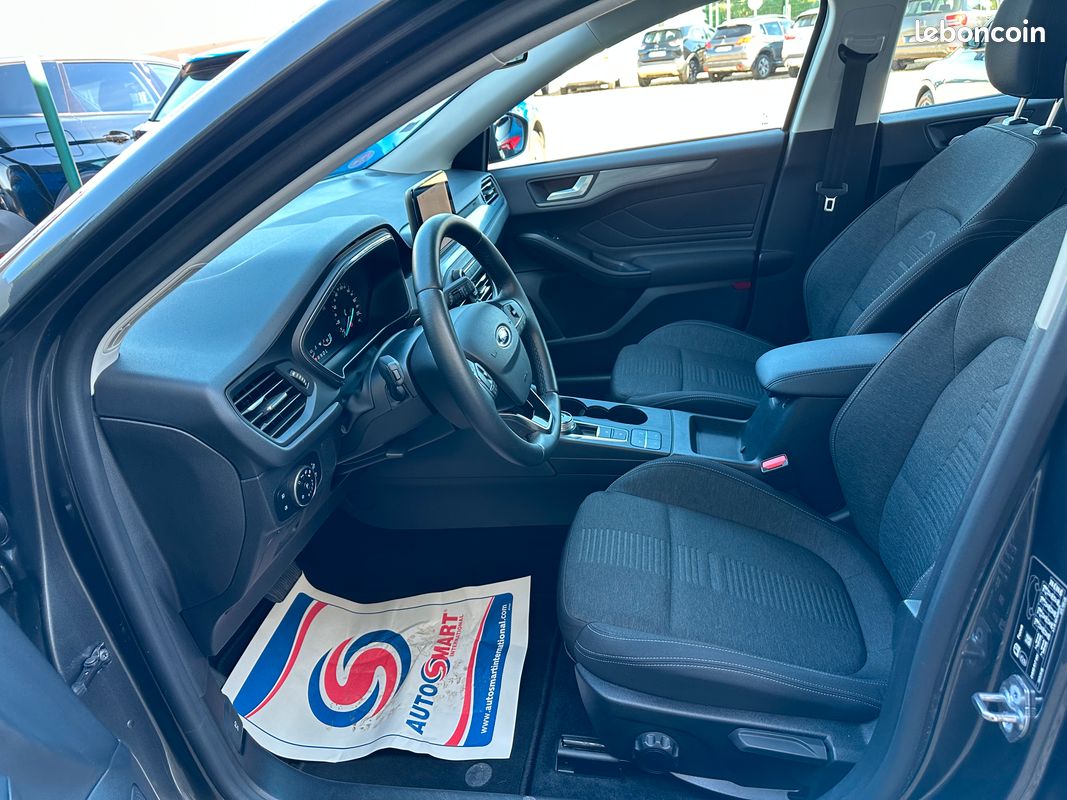 ✨PROMO Ford Focus 1.0 EcoBoost 125ch Active (feux leds + CarPlay + gps + ...) Boite auto 2020 (image 3)