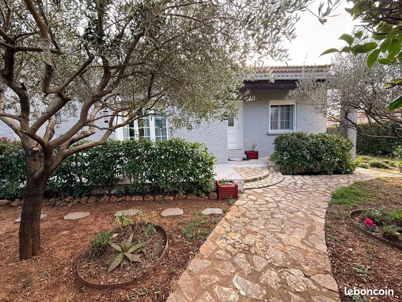 Maison 3 pièces 89 m² · à Le Luc · 89 m² · 325 500 €