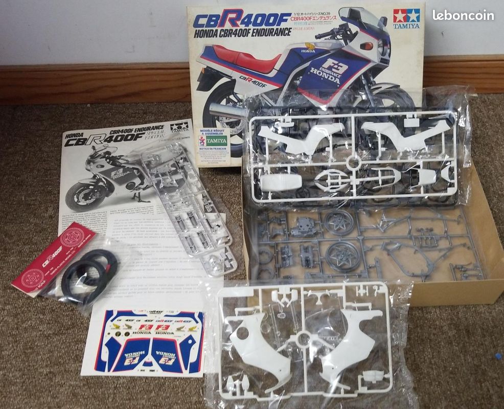 Maquette Honda CBR400F Endurance - TAMIYA (image 1)
