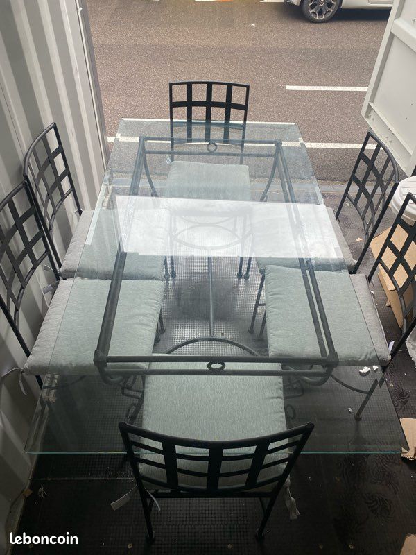 Table vrai fer forgé (image 1)