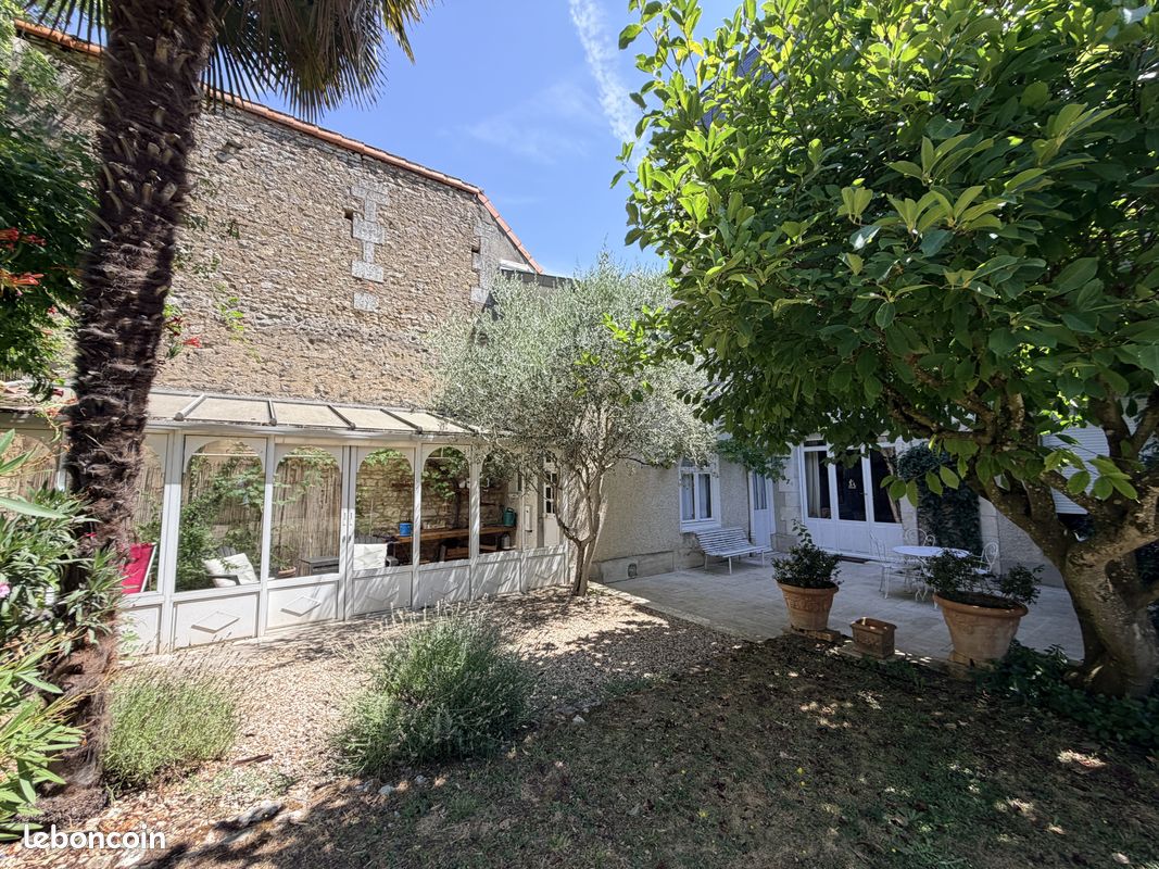 Maison 10 pièces 253 m² (image 12)