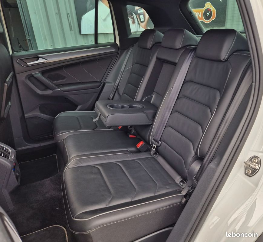 VOLKSWAGEN TIGUAN 2.0 TDI 150 CARAT - R-Line int/ext - Attelage électrique (image 7)